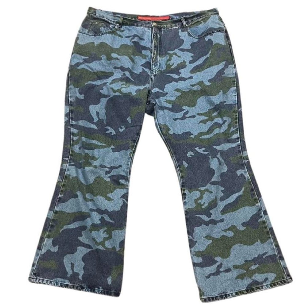 vintage y2k revolt jeans! camo pattern, new with tags